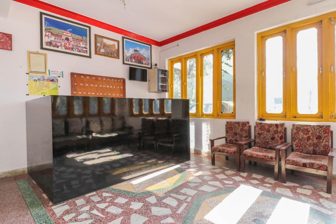 Oyo 63541 Hotel New Indra Lodge Joshīmath Екстериор снимка